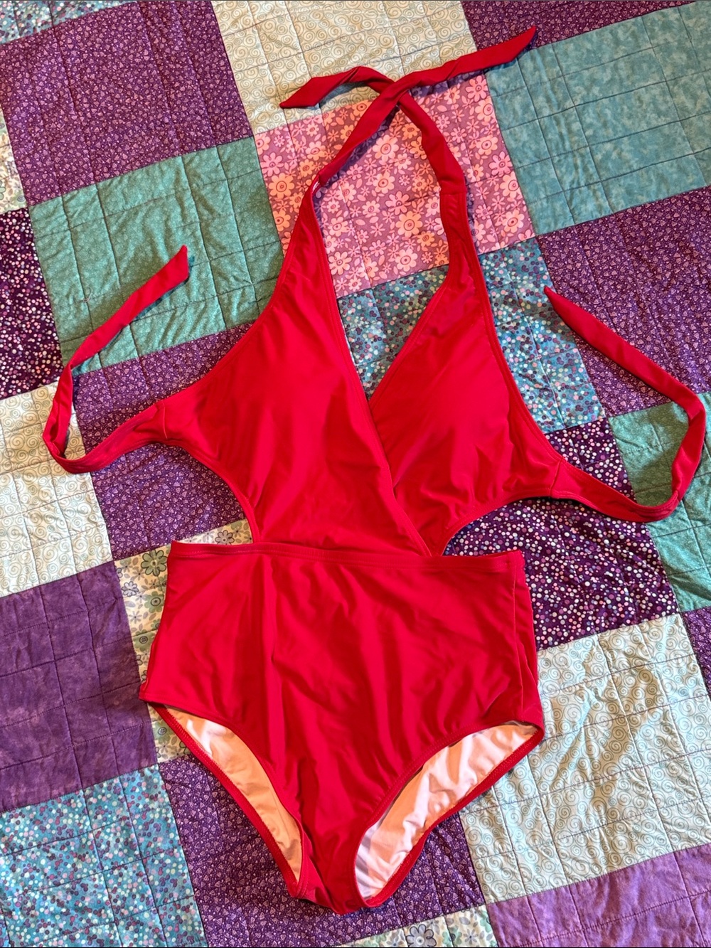 Red swim suit Monokini tie-back one-piece size M lined Zeraca NWOT